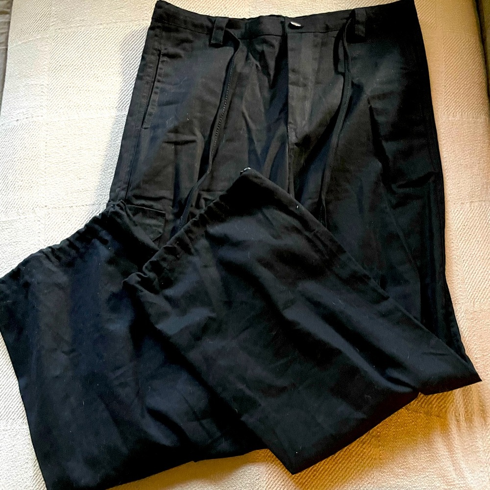 Black Streetwear Parachute Pants